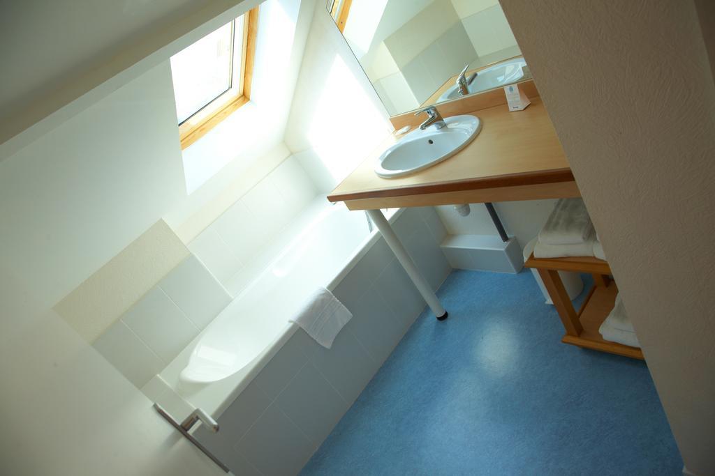 Hotel Kerloc'H Gwen Quimper Combrit Exteriör bild